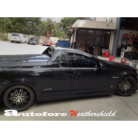 HIC WEATHER SHIELDS- HOLDEN VF SS S OMEGA SV6 THUNDER UTE      