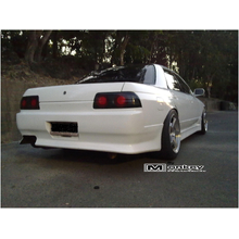 Nissan Skyline R32 Sedan: Vertex Style Rear Bumper