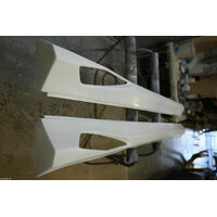 HOLDEN COMMODORE SIDE SKIRTS FOR VT/VX/VY/VZ 4 DOOR SEDAN VE