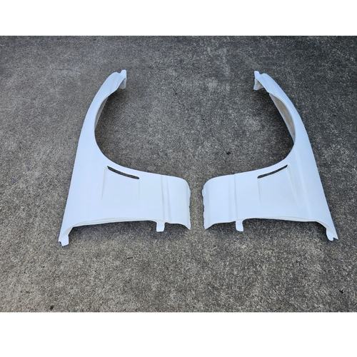 Toyota Soarer Z30 Front Guards Vertex Style Vented Pair FRP Hand Laid