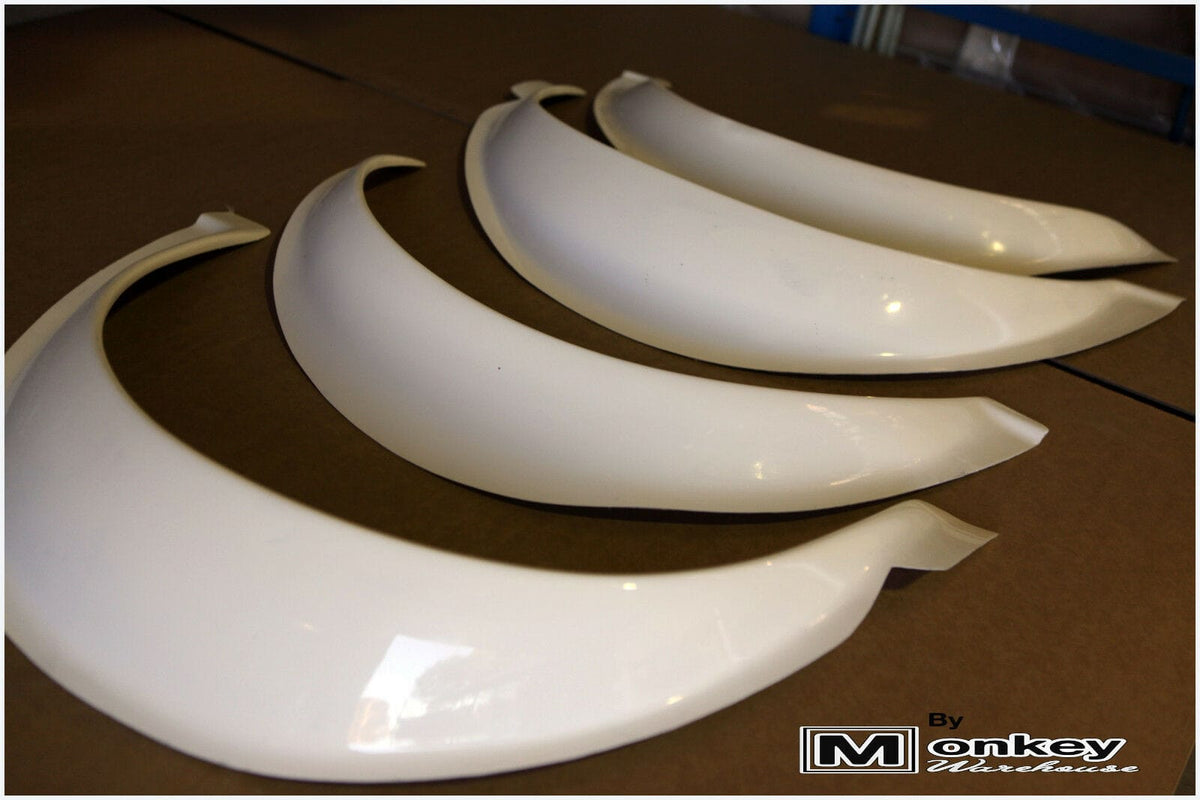 Installed View - Datsun 240Z/260Z: 4-Piece Wheel Flare Set 4cm front 8cm rear