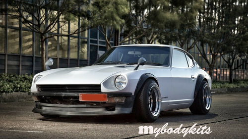 Installed View - Datsun 240Z / 260Z: 4-Piece Wheel Flare Set