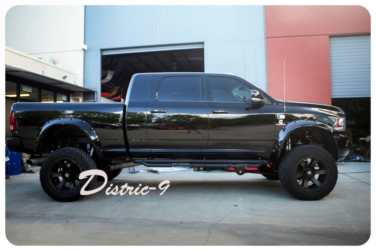 Installed View - Dodge Ram DS Series (2009-2024): 5" Jungle Flare Set