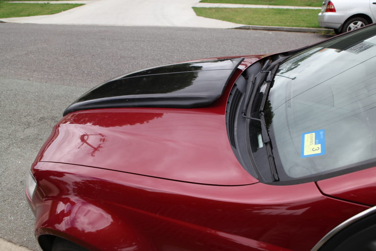 Installed View - Holden Commodore VE: Group A Style Bonnet Scoop