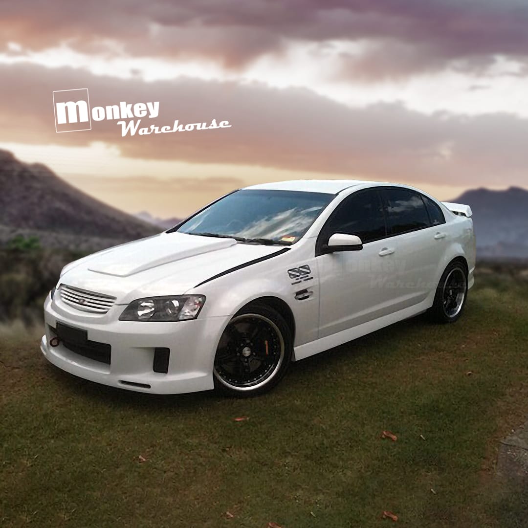 Installed View - Holden Commodore VE Series 1: Group 3 Front Grille