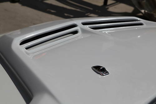 Installed View - Holden Commodore VE: Walkinshaw Style Bonnet Scoop (2006-2013)