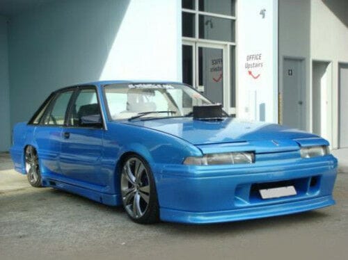 Installed View - Holden Commodore VL: Walkinshaw Style Bonnet Scoop