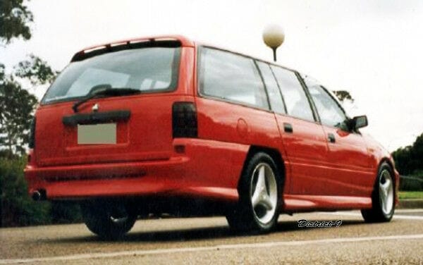 Installed View - Holden Commodore VN VP VR VS Ute & Wagon: Side Skirts
