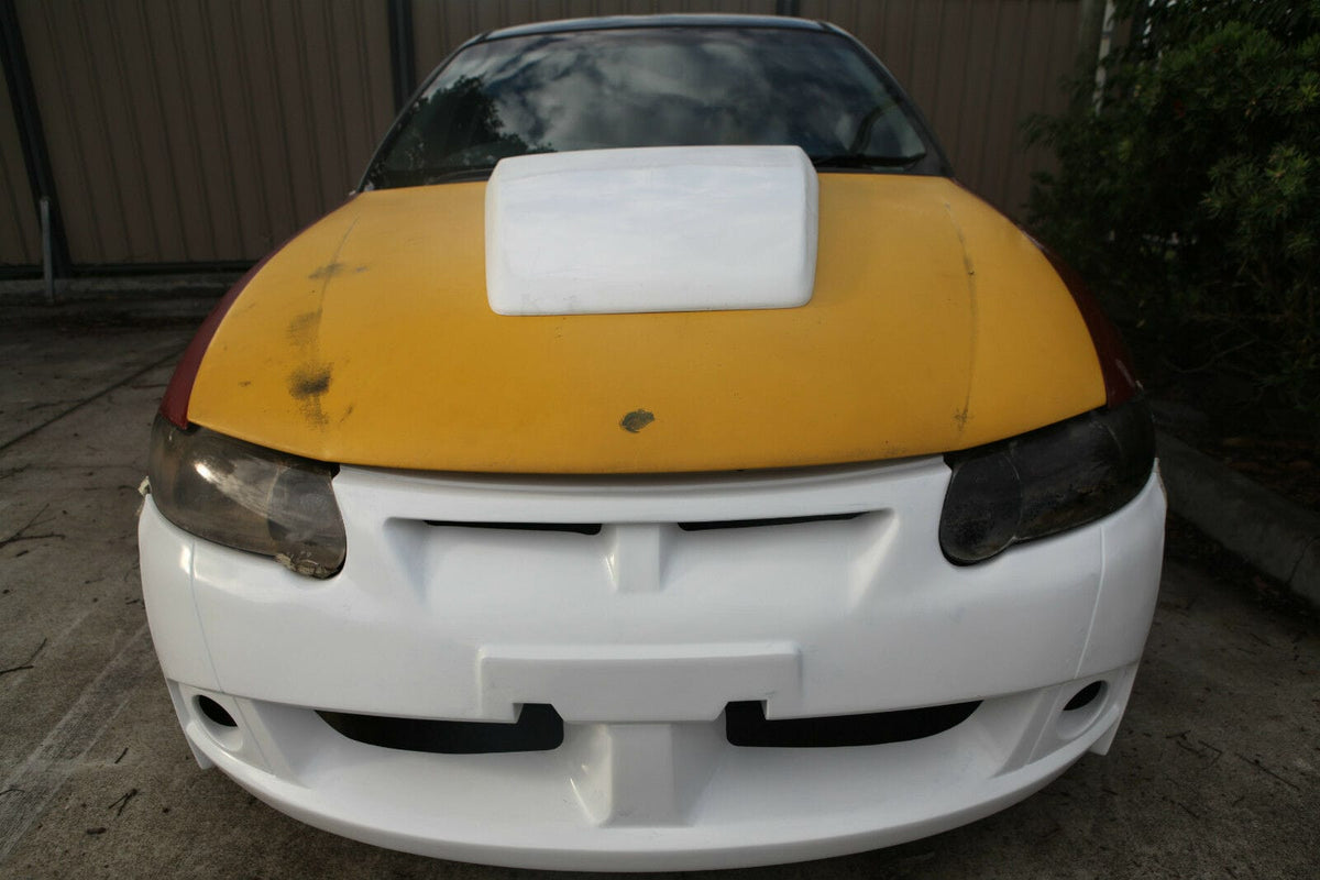 Installed View - Holden Commodore VT-VX: H-Style Bonnet Scoop