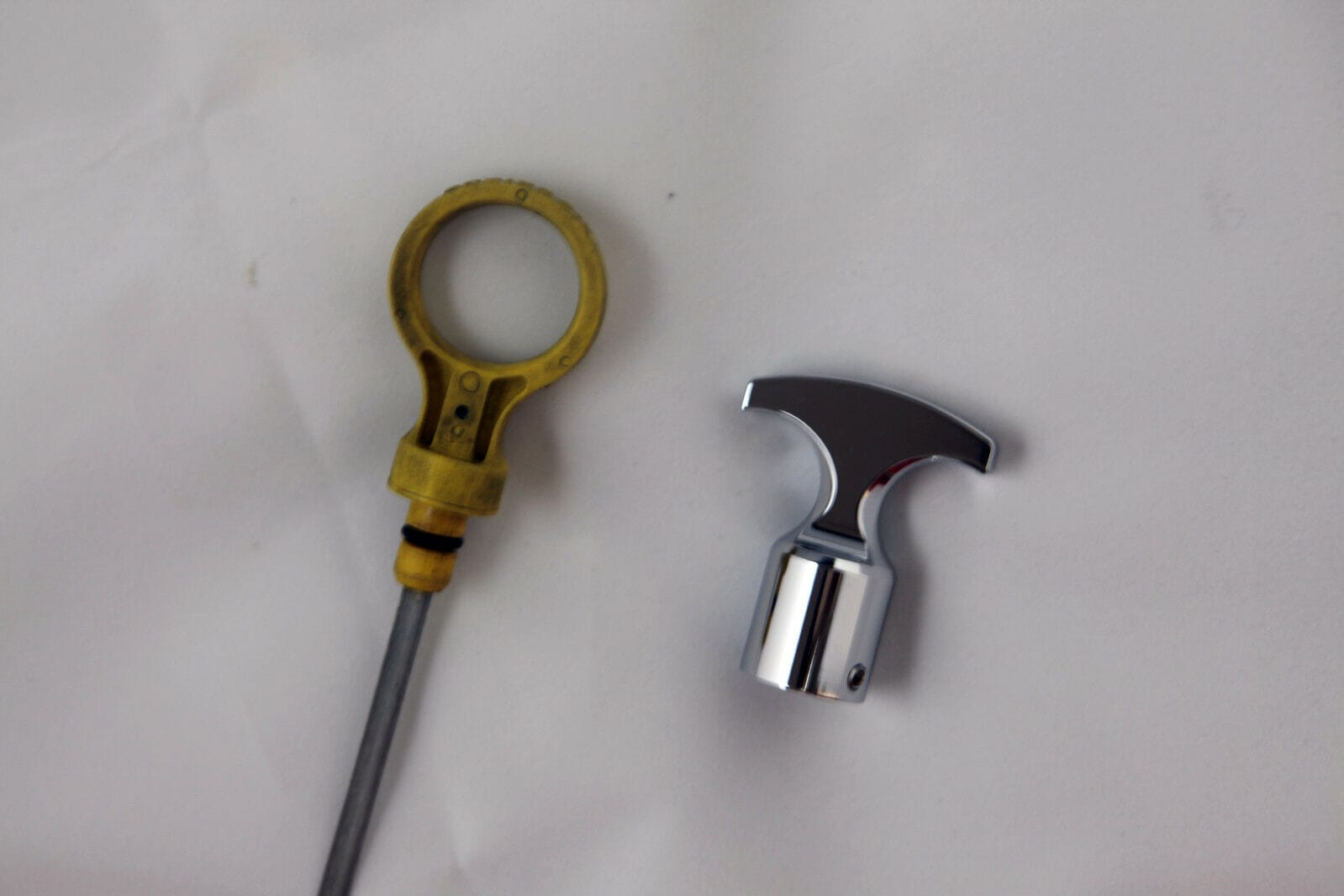 Installed View - Holden Commodore VT-VZ: Billet Engine Oil Dipstick Handle