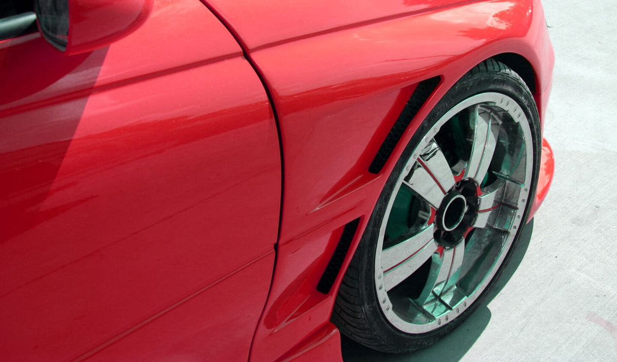 Installed View - Holden Commodore VY/VZ: Vented Front Guards