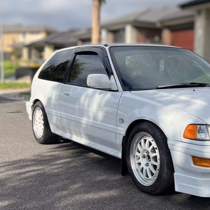 Installed View - Honda Civic EF Hatch (1988-1991): Front Window Visors