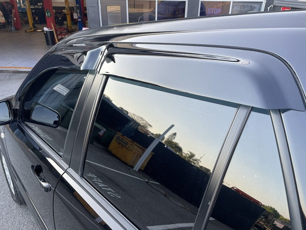 Installed View - Honda CRV RD4 RD5 RD7 (2002-2006): Premium Window Visors