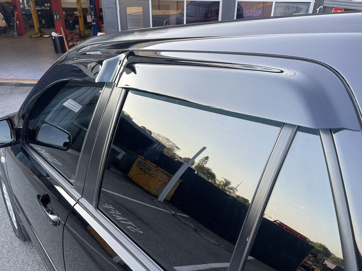 Installed View - Honda CRV RD4 RD5 RD7 (2002-2006): Premium Window Visors