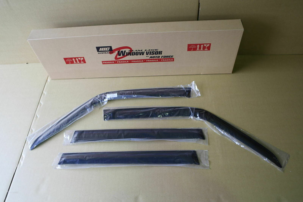 Installed View - Land Rover Discovery 2 (1998-2004): Premium Window Visors