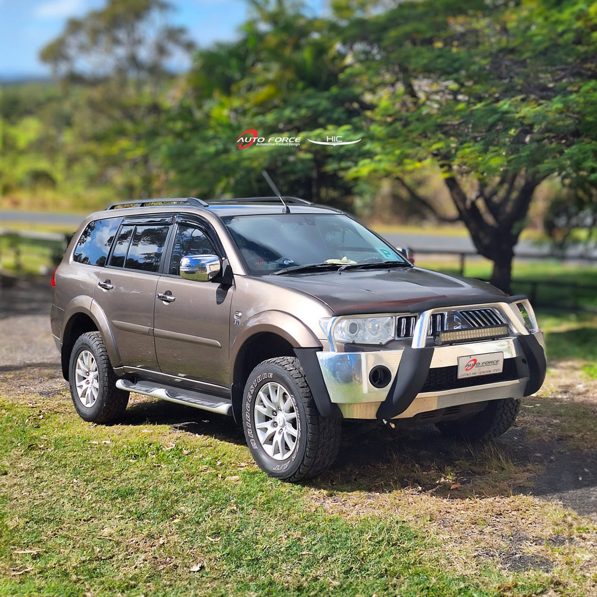Installed View - Mitsubishi Challenger PB / PC (2009-2015): Premium Window Visors