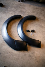 Installed View - Nissan Navara D40 Tray Back: Front Jungle Flare Set