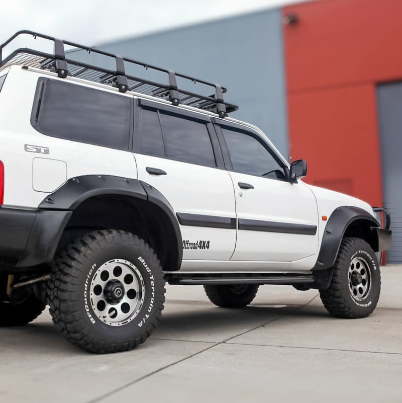 Installed View - Nissan Patrol GU Series 1-4: 4" Full Set Jungle Flares