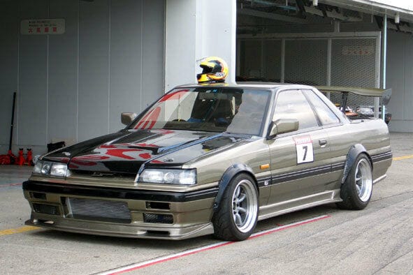 Installed View - Nissan Skyline R31 Coupe: 4-Piece Wheel Flare Set