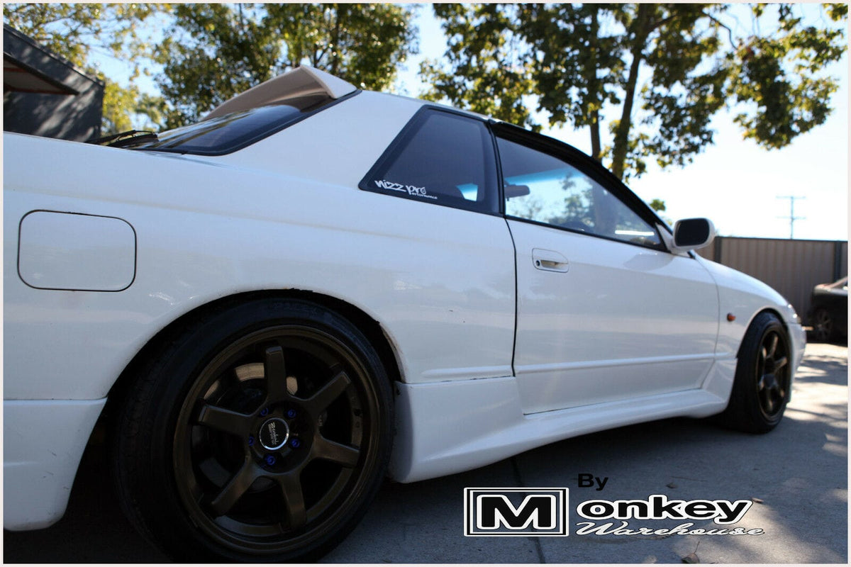 Installed View - Nissan Skyline R32 Coupe: D-Max Style Rear Roof Wing
