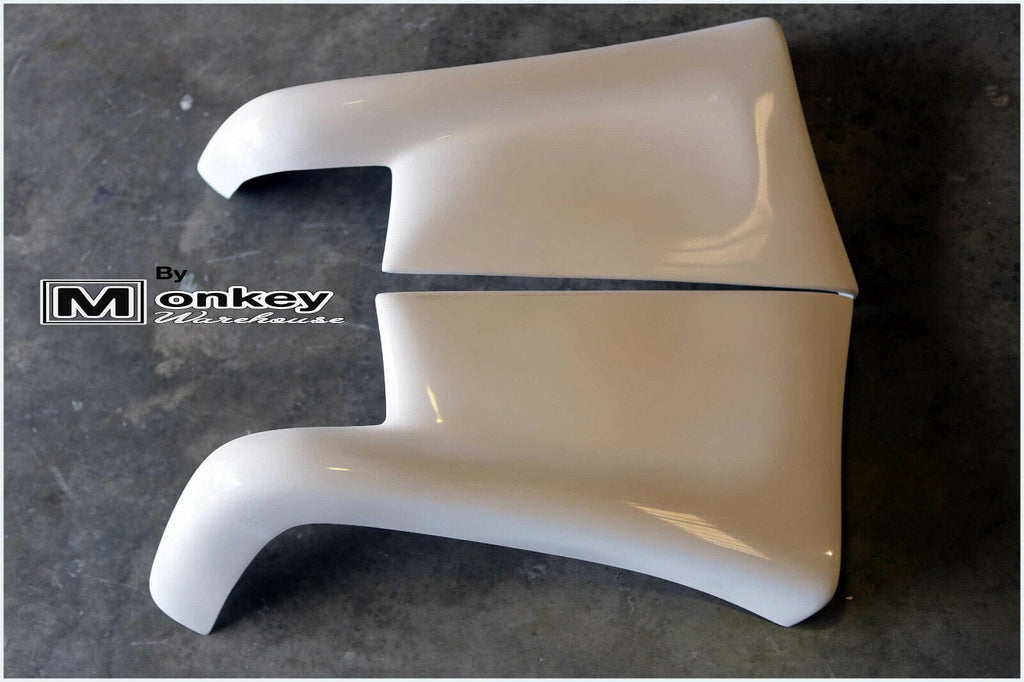 Installed View - Nissan Skyline R32 Coupe: GTR Style Rear Pods