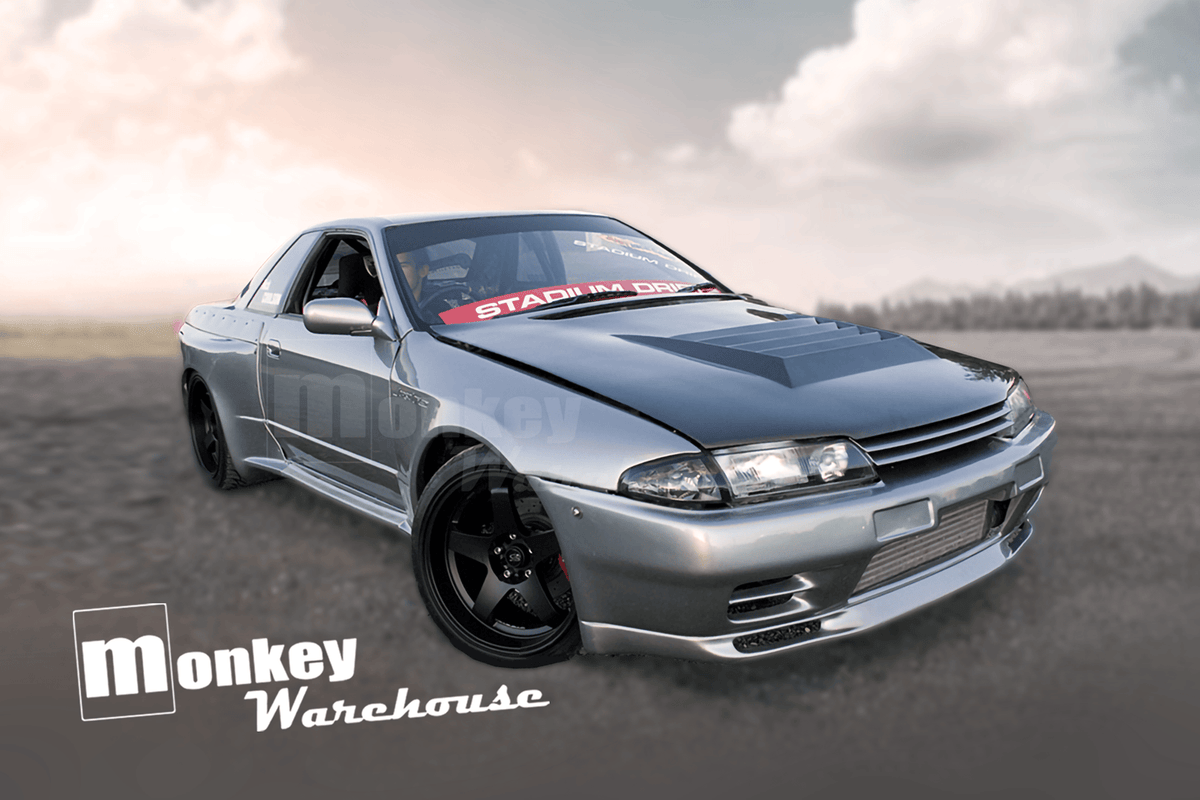 Installed View - Nissan Skyline R32 Coupe: GTR Style Rear Quarter Panels