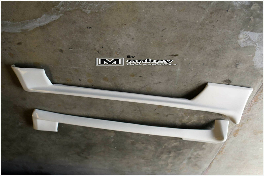 Installed View - Nissan Skyline R32 GTS-T Coupe: GTR Style Side Skirts