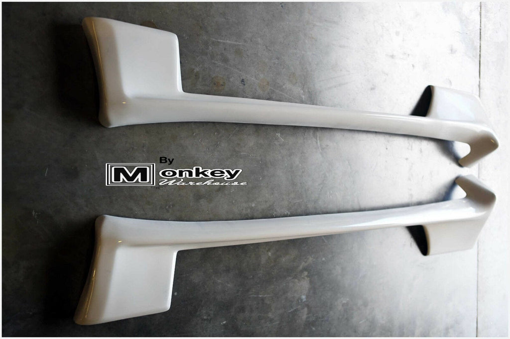 Installed View - Nissan Skyline R32 GTS-T Coupe: GTR Style Side Skirts