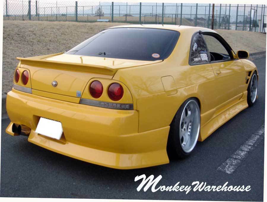Installed View - Nissan Skyline R33 Coupe: Duce Style Side Skirts