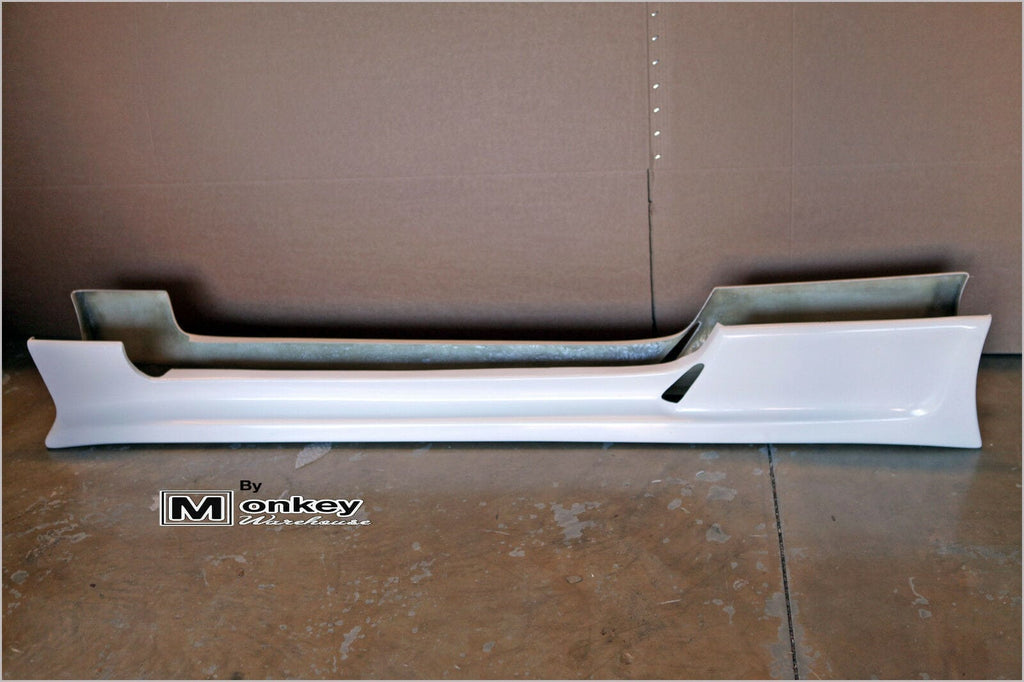 Installed View - Nissan Skyline R33 GTS GTS-T: Top Secret Style Side Skirts