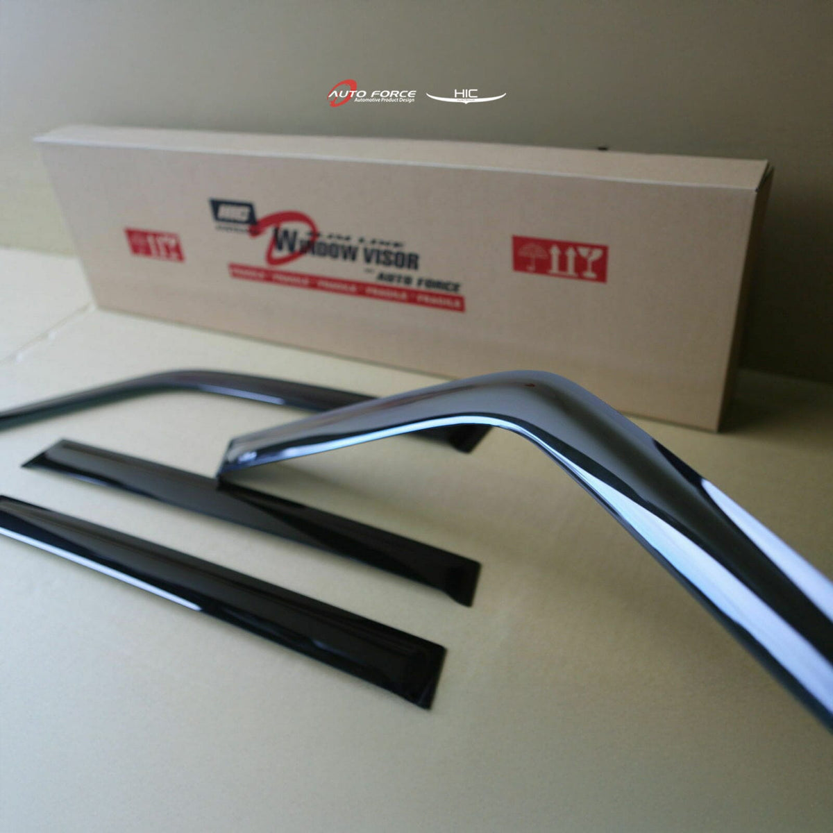Installed View - Range Rover (1995-2001): Premium Window Visors