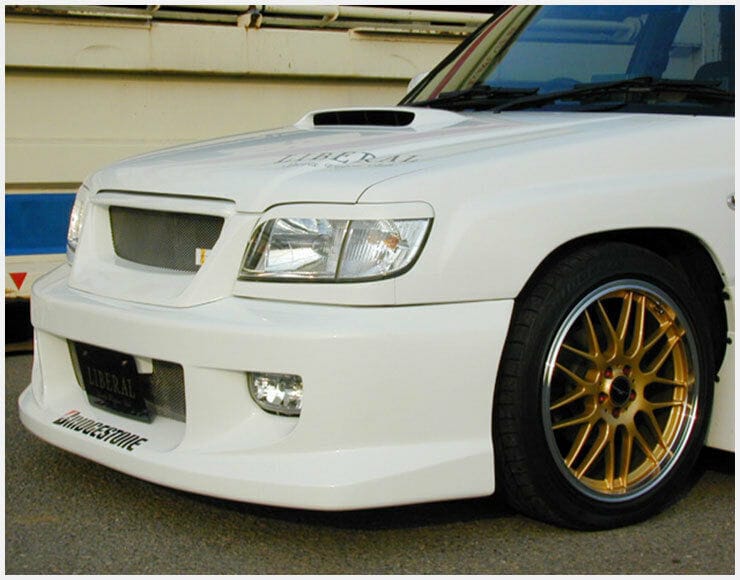 Installed View - Subaru Forester SF (1997-2002): Liberal Style Grille