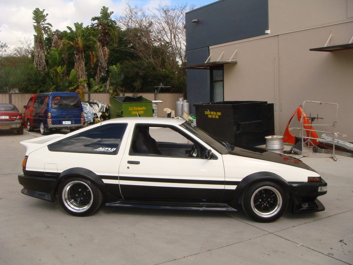 Installed View - Toyota Corolla AE86: J-Blood Style Rear Boot Wing