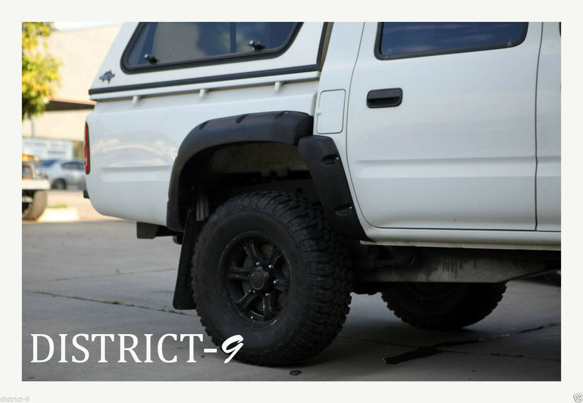 Installed View - Toyota Hilux Dual Cab 1997-2005: 4.0" Jungle Flare Full Set