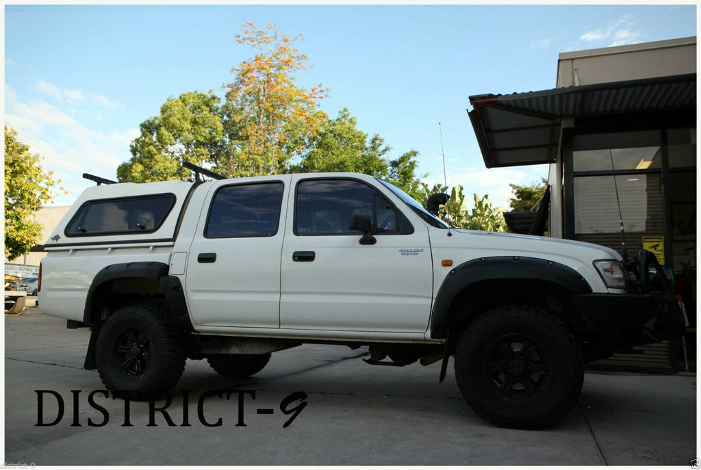 Installed View - Toyota Hilux Dual Cab 1997-2005: 4.0" Jungle Flare Full Set