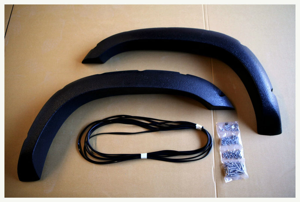 Installed View - Toyota Hilux Single Cab 1997-2005: 4.0" Jungle Front Flares