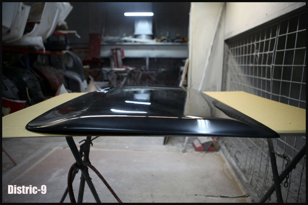 Installed View - Toyota Landcruiser 100 Series: Bonnet Scoop (1998-2007)
