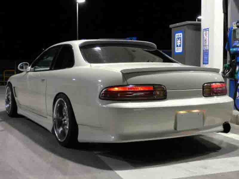 Installed View - Toyota Soarer JZZ30: Rear Roof Spoiler Wing FRP