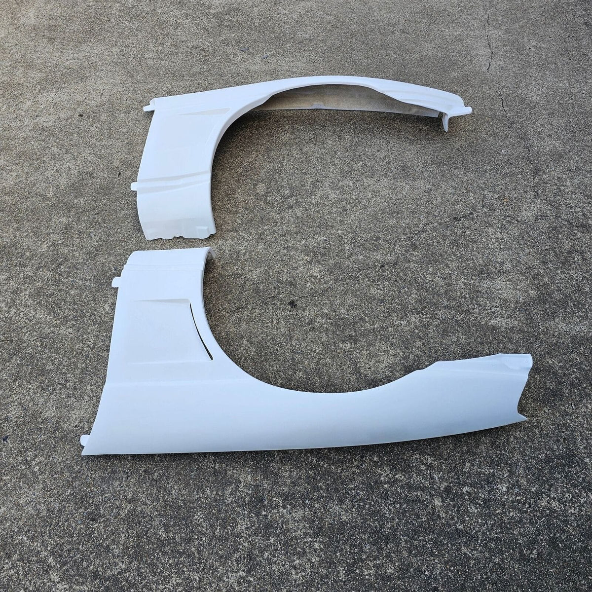 Installed View - Toyota Soarer JZZ30: Vertex Style Vented Front Guards