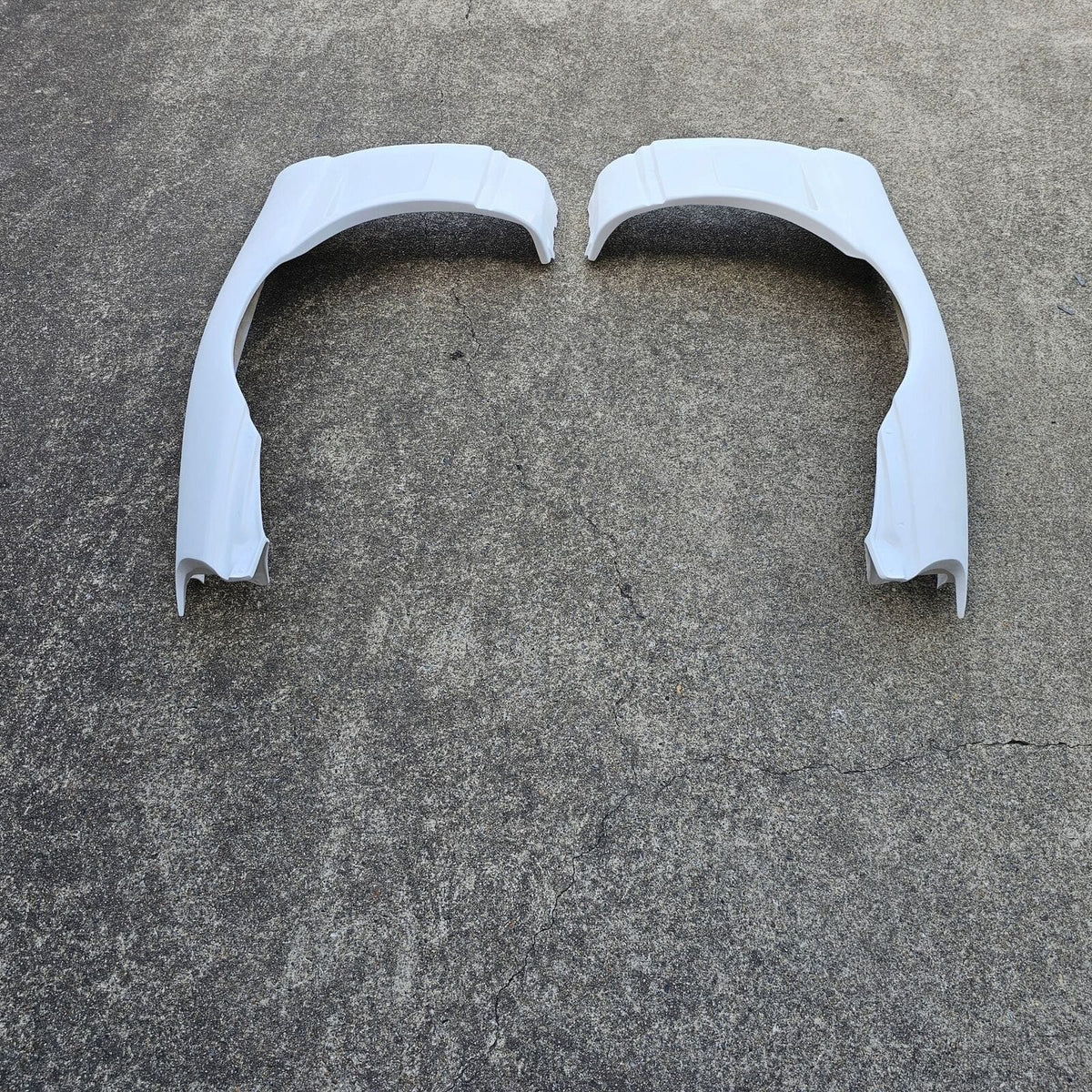 Installed View - Toyota Soarer JZZ30: Vertex Style Vented Front Guards